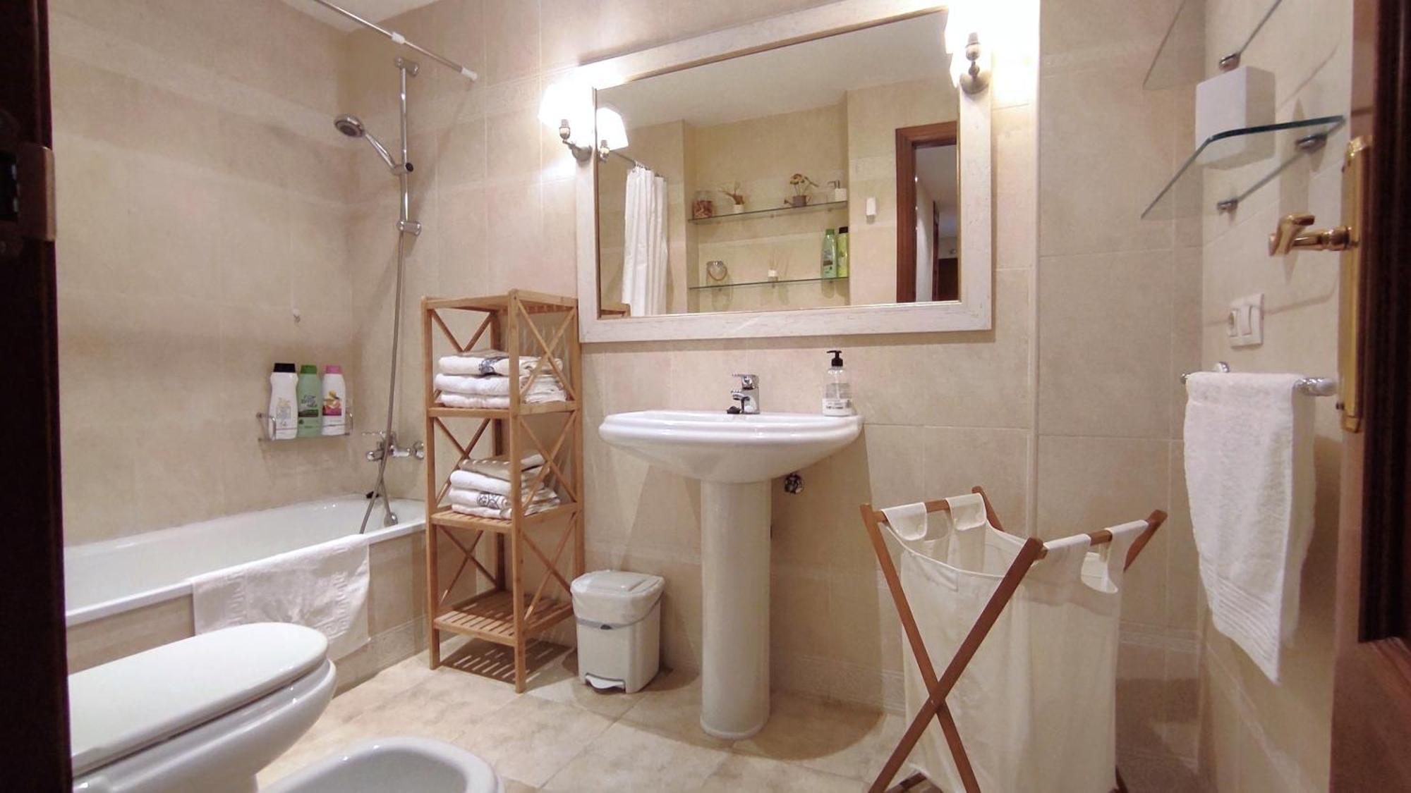 Rias Baixas En Ribeira Piso Centrico Con Parking Y Wifi Apartman Kültér fotó