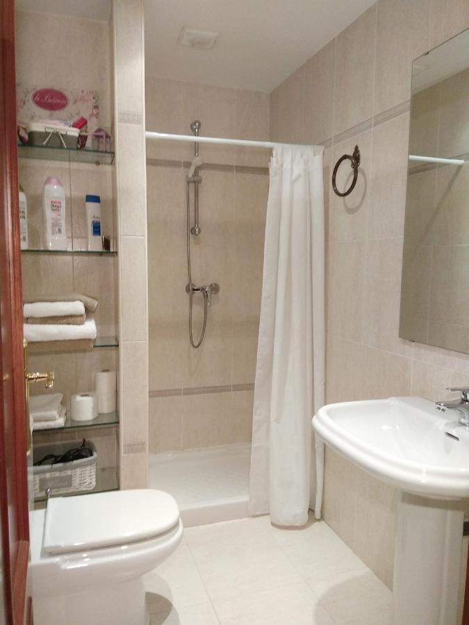 Rias Baixas En Ribeira Piso Centrico Con Parking Y Wifi Apartman Kültér fotó